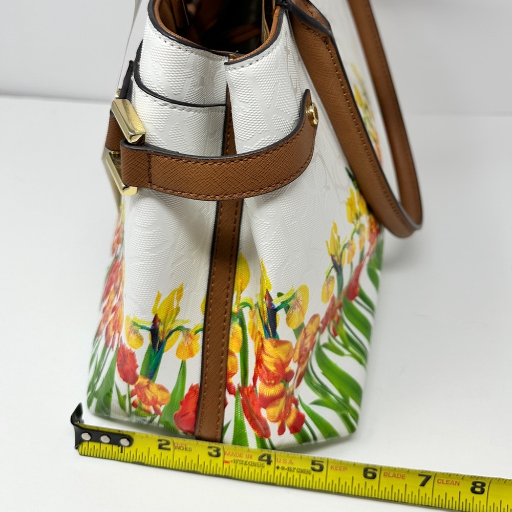 NWT Calvin Klein Daffodil Purse - Picture 11 of 16